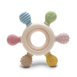 СИЛИКОНОВА ГРИЗАЛКА С БУК РУЛ NATURAL BEIGE
